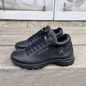 Чоловічі шкіряні зимові кросівки Jordan Б-9 чорні