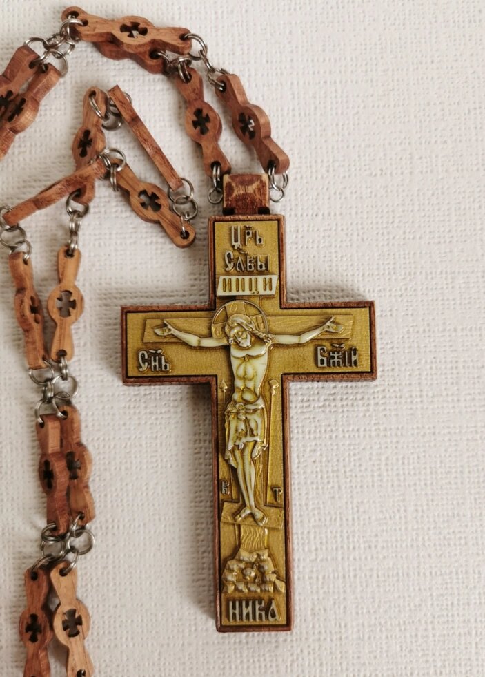 Для Батюшки хрест наперсний з дуба різьбленого з каменем # 421 від компанії Церковна крамниця "Покрова" - церковне начиння - фото 1