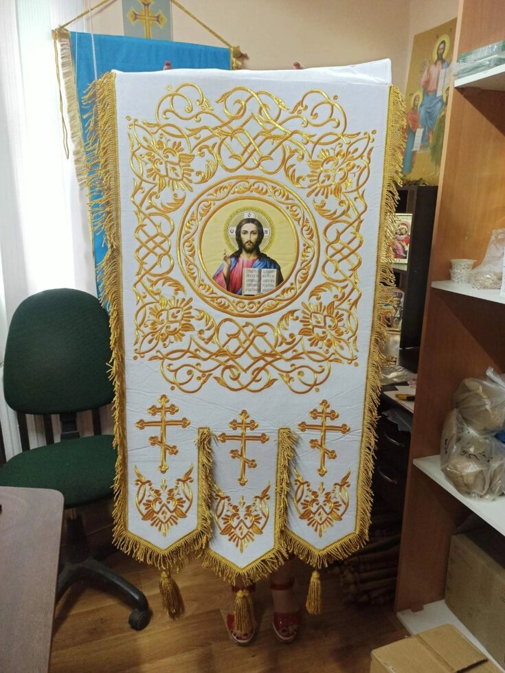 Хоругви православні білі з золотом, вишивка на оксаміті, термодрук ікони 120 * 60см від компанії Церковна крамниця "Покрова" - церковне начиння - фото 1