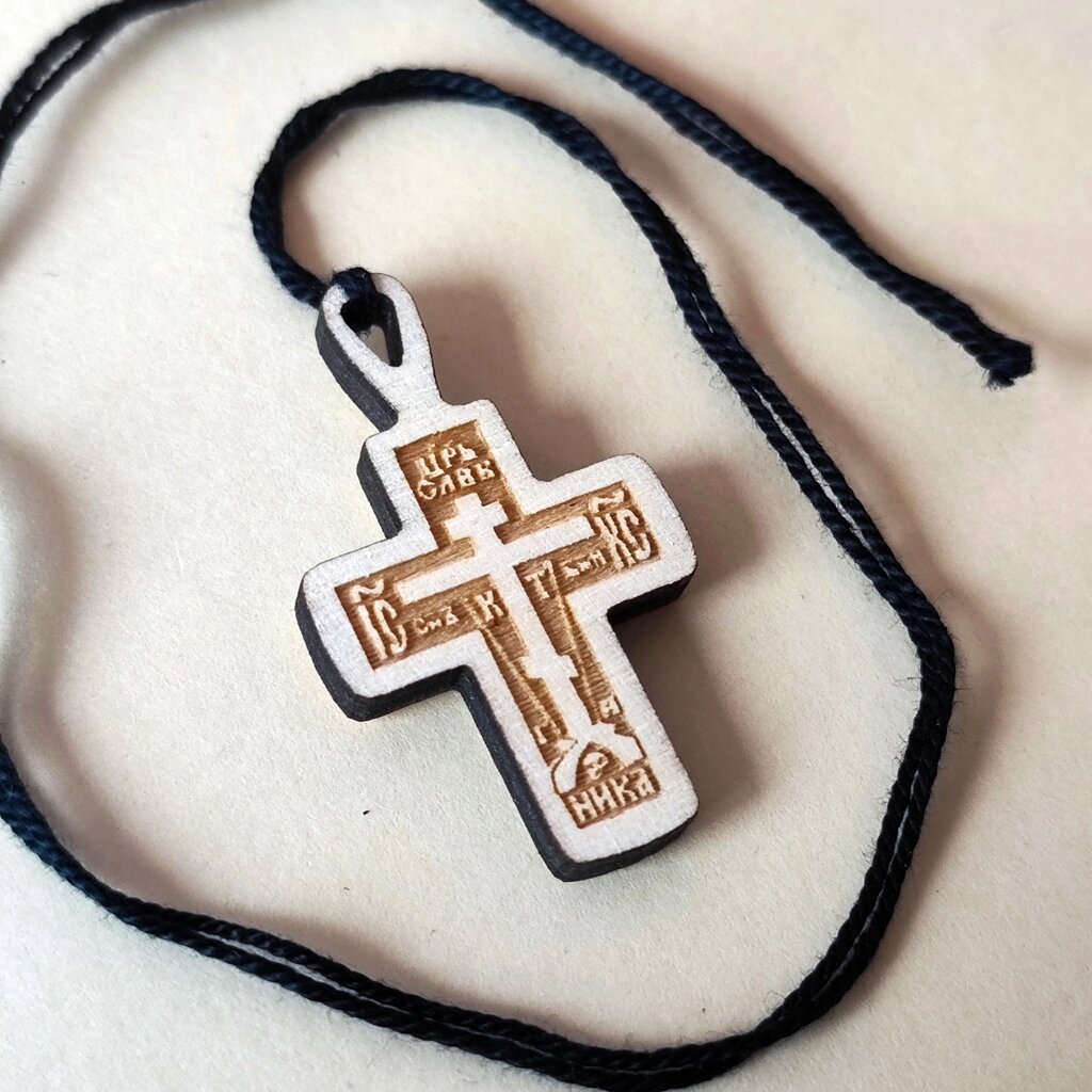 Хрест дерев'яний зі шнурком в комплекті 3,7*2,3 см від компанії Церковна крамниця "Покрова" - церковне начиння - фото 1