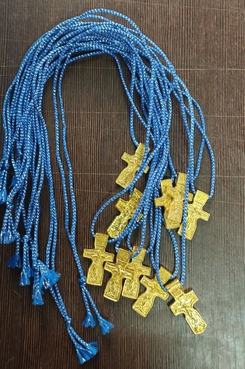 Християнські Хрести на шнурку від компанії Церковна крамниця "Покрова" - церковне начиння - фото 1