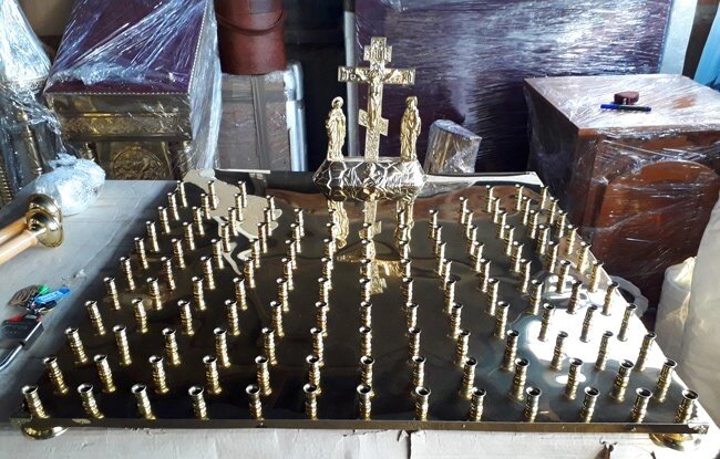 Кришка панахідного столу з булату на 130 свічок з Голгофи від компанії Церковна крамниця "Покрова" - церковне начиння - фото 1
