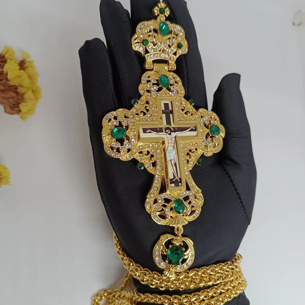 Нагородний хрест для священика з покриттям під золото з зеленим камінням від компанії Церковна крамниця "Покрова" - церковне начиння - фото 1