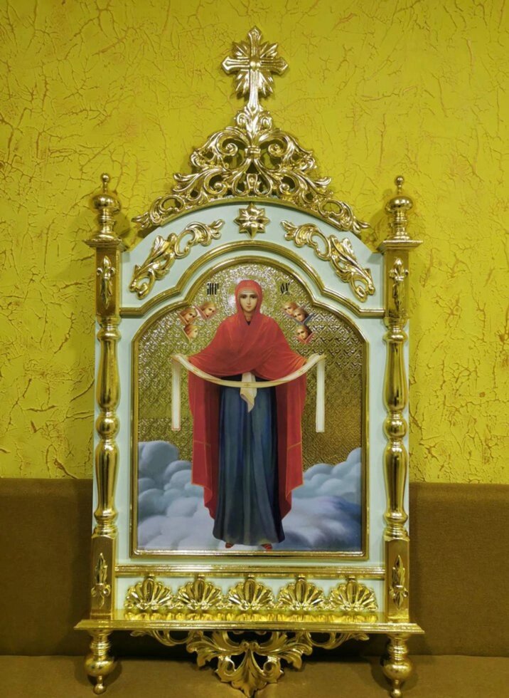 Настінний Кіот різьбленій з іконою "Покрова" Пр. Богородиці від компанії Церковна крамниця "Покрова" - церковне начиння - фото 1