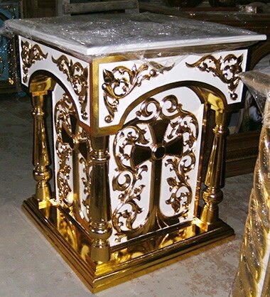 Панахідній стіл з дерева з різьбленням и позолотою (білий) від компанії Церковна крамниця "Покрова" - церковне начиння - фото 1
