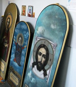 Різні види ікон на камені для храмів і каплиць в Волинській області от компании Церковна крамниця "Покрова" - церковне начиння