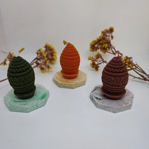 Свічки Великодні із воску у формі яйця різних кольорів на підставці (подарункой набір)