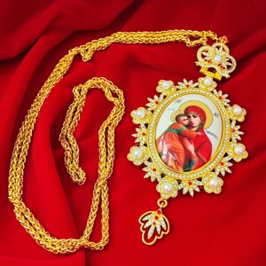 Панагія Матір Божа з червоним і білим камінням в декорі