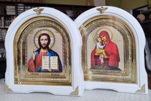 Ікони вінчальна пара Спаситель и Пр. Богородица в білому кіоті, розмір кіота 28 x 25 см