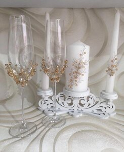 Бокали, свічки і підставка біла (весільний набір)
