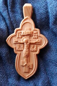 Християнський хрест Натільний з різьбленої груші # 136