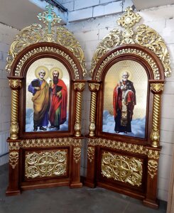 Кіоти з позолотою 130х320см і іконами Святих