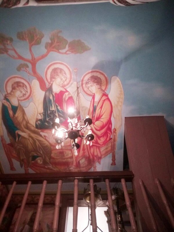 Свята Трійця на стелі храму від компанії Церковна крамниця "Покрова" - церковне начиння - фото 1