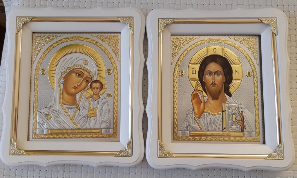 Вінчальна пара ікон - білий кіот 24х21см від компанії Церковна крамниця "Покрова" - церковне начиння - фото 1
