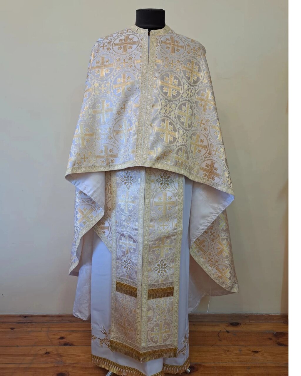 Замовляйте за каталогом облачення, ризи священика з парчі від компанії Церковна крамниця "Покрова" - церковне начиння - фото 1