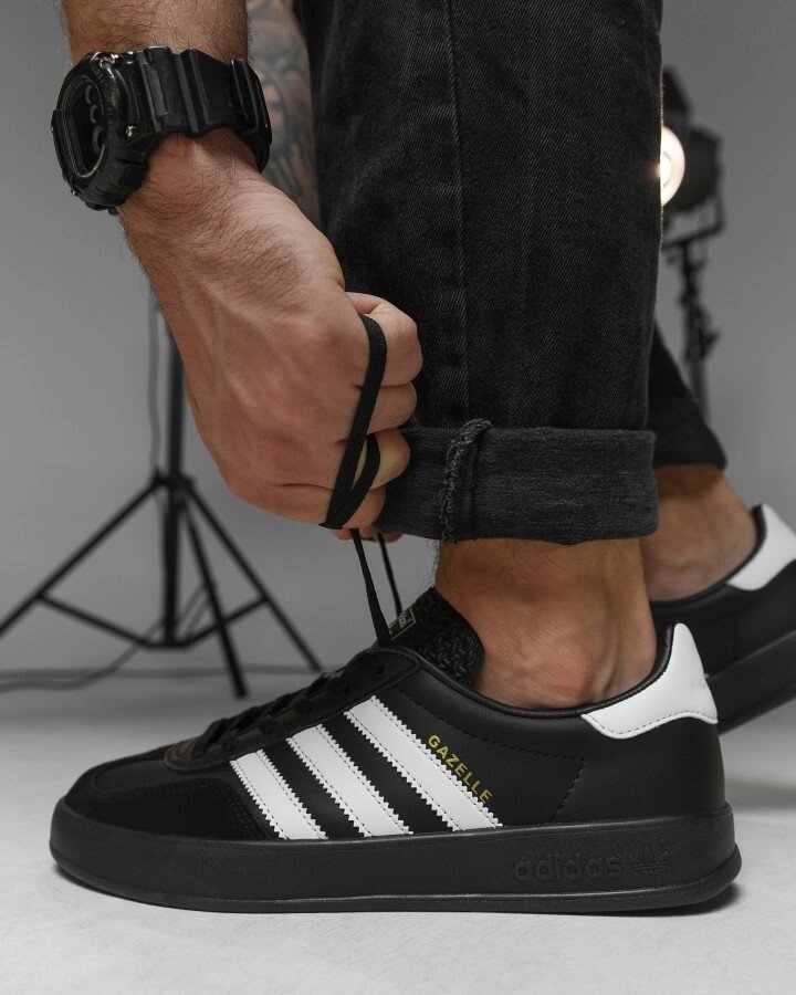 Чоловічі кросівки adidas gazelle black НП4915 від компанії Intermarket - фото 1