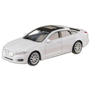 Машина металева jaguar XJ WELLY 44040CW масштаб 1:43 білий