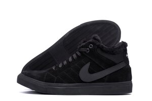 Зимові кросівки чоловічі чорні замшеві Nike