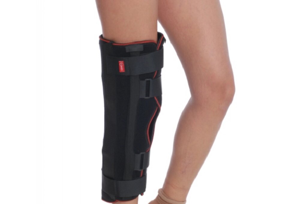 Ортез для іммобілізації колінного суглоба (Тутор) регульований R6301, (чорний) від компанії Med-oborudovanie - фото 1