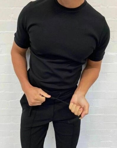 Чоловічий костюм футболка + штани на манжеті чорний