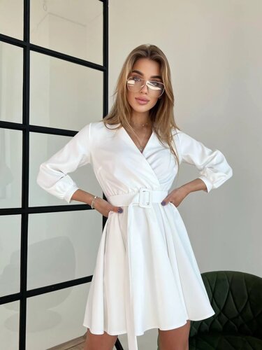 Плаття з костюмної тканини біле