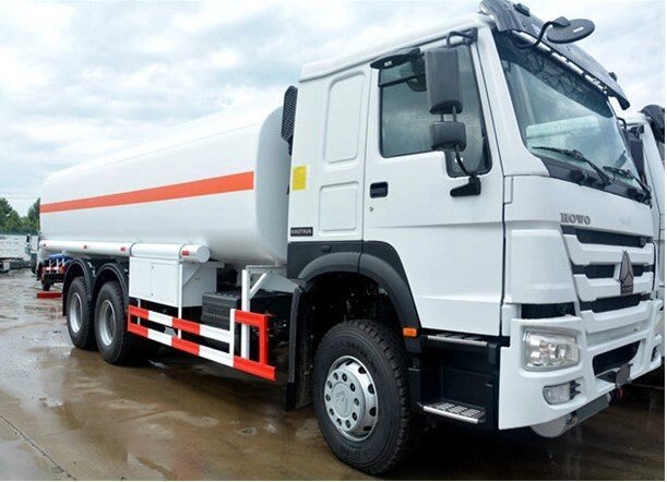 Автоцистерна sinotruk HOWO 6x4 - наявність