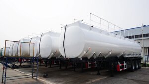 Танкер тitan (tanker trailer)