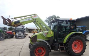 Трактор Claas Axos 330 CX1