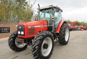 Трактор Massey Ferguson 42601