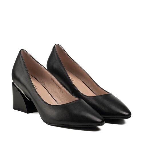 Туфлі жіночі класичні чорні шкіряні Geronea 37