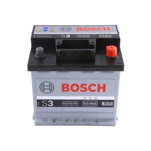 Автомобільна батарея Bosch 45 AH (S3002 (400EN) (0092S30020)