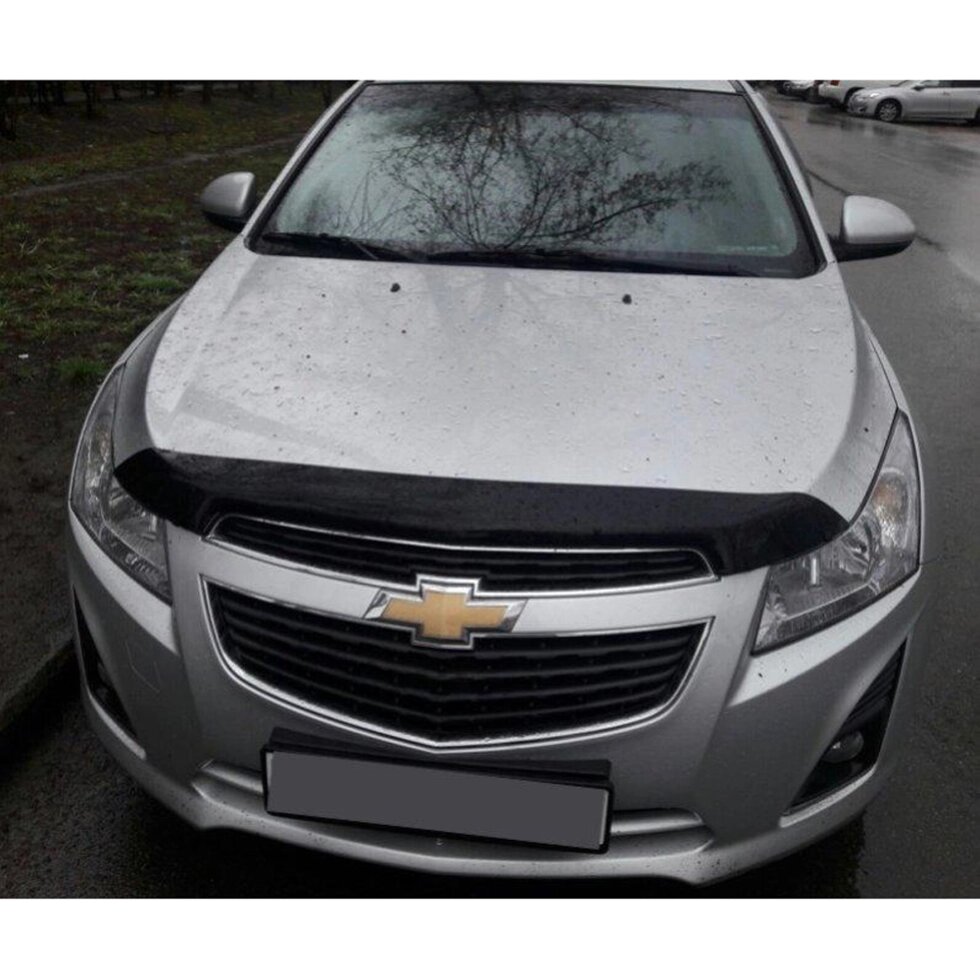 Дефлектор капота SIM Chevrolet Cruze II 08- (SCHCRU0912) від компанії Тюнінг і аксесуари для авто - фото 1