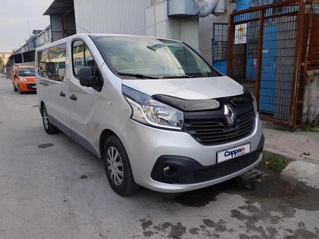 Дефлектор капоту (мухобойка) Renault Trafic 2015- від компанії Тюнінг і аксесуари для авто - фото 1