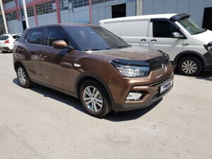 Дефлектор капоту (мухобойка) SsangYong Tivoli