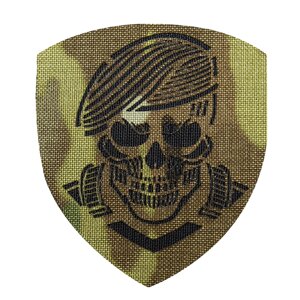 Шеврон Camotec Череп в береті (7*8) Multicam (9015)