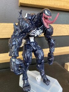 Велика колекційна статуетка Веном. Фігурка-іграшка Сімбіот Venom 25см