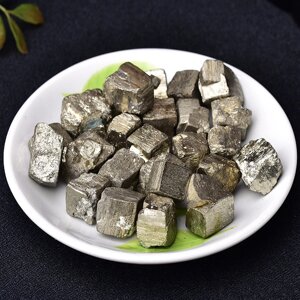 Натуральний камінь Пірит RESTEQ 5 шт. Мінерал Pyrite 8-15 мм. Сірчаний колчедан. Залізний колчедан. Вогняний камінь.