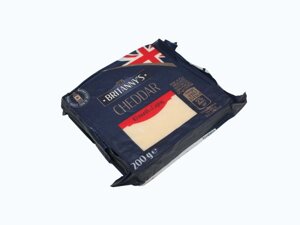 Сир кусковий Чеддер Brittanys Cheddar Британський 10 місяців витримка 200г