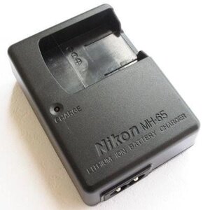 Зарядний пристрій Nikon MH-65 (аналог)