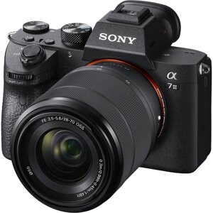 Бездзеркальний фотоапарат Sony Alpha A7 III kit (28-70 mm) (ILCE7M3KB)