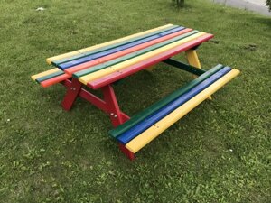 Дерев'яний столик для дитячого майданчика 120 * 100см