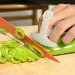 Захист для пальців від порізів кухонним ножем