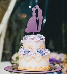 Весільний топер у торт