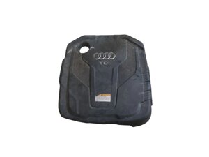 Накладка двигуна декоративна 04L103925D AUDI A4 07-15 AUDI 04L103925D