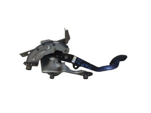 Педаль зчеплення метал 465033381R renault captur 13-20, clio IV 12-19 renault 465033381R