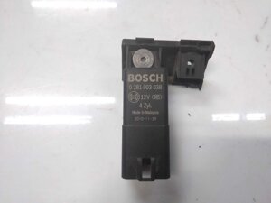 Реле свічок напруження 038907281D VW Golf VI 09-14 VW 038907281D