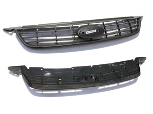 Решітка радіатора 08- 8M518200BF FORD focus II 04-11 FORD 8M518200BF