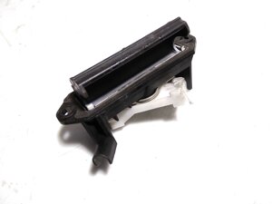 Ручка кришки багажника універсал 6902302010 TOYOTA Corolla 02-07 TOYOTA 6902302010