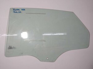 Скло двері задньої лівої DS7z5425713A FORD fusion 13-20, mondeo V 13-20 FORD DS7z5425713A