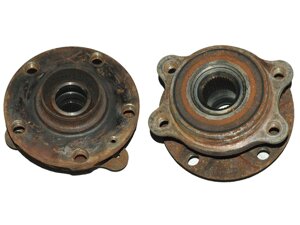 Ступиця передня з ABS 4E0498625B AUDI A6 04-11 AUDI 4E0498625B